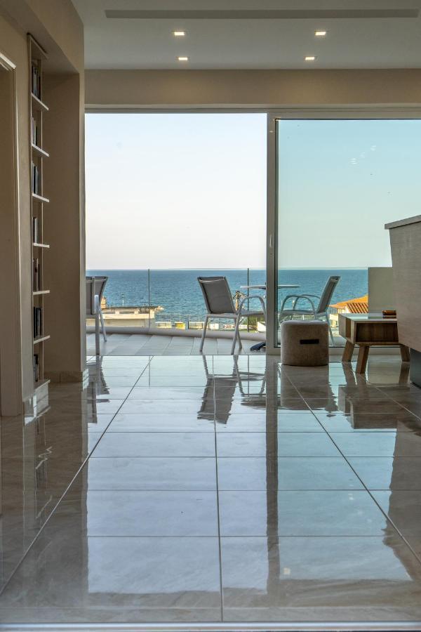 Abella Hotel Agia Marina エクステリア 写真