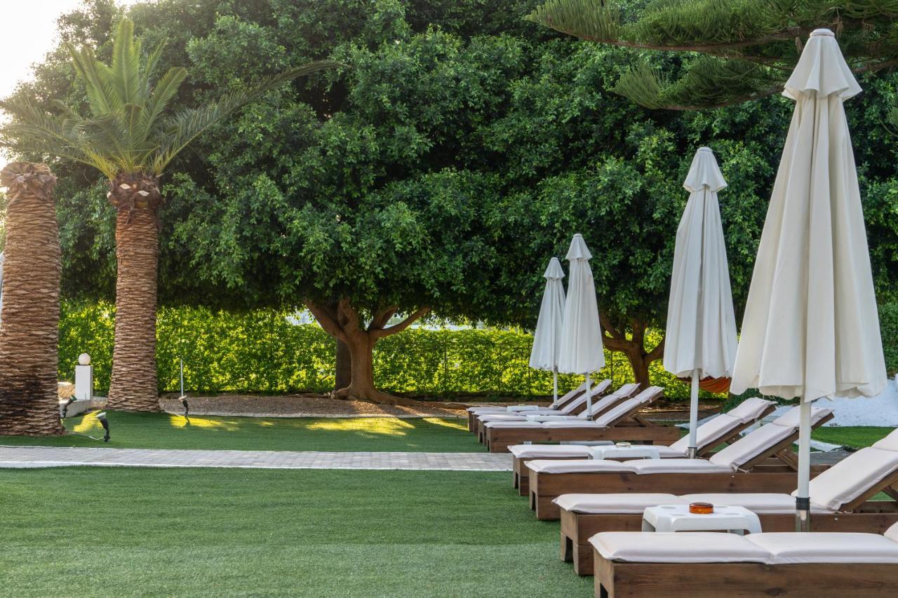 Abella Hotel Agia Marina エクステリア 写真